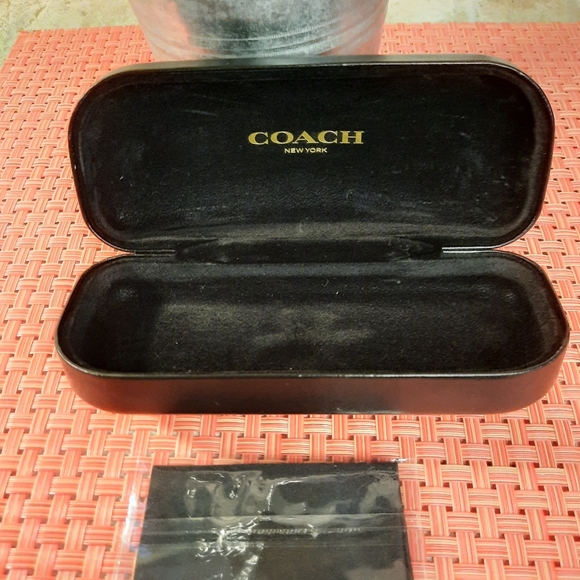 Auth Coach Hardshell Sunglass Case Black with New Lens Cloth - Picture 6 of 6